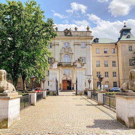 Hotel Zamek Krolewski W Rydzynie Rydzyna Bagian luar foto
