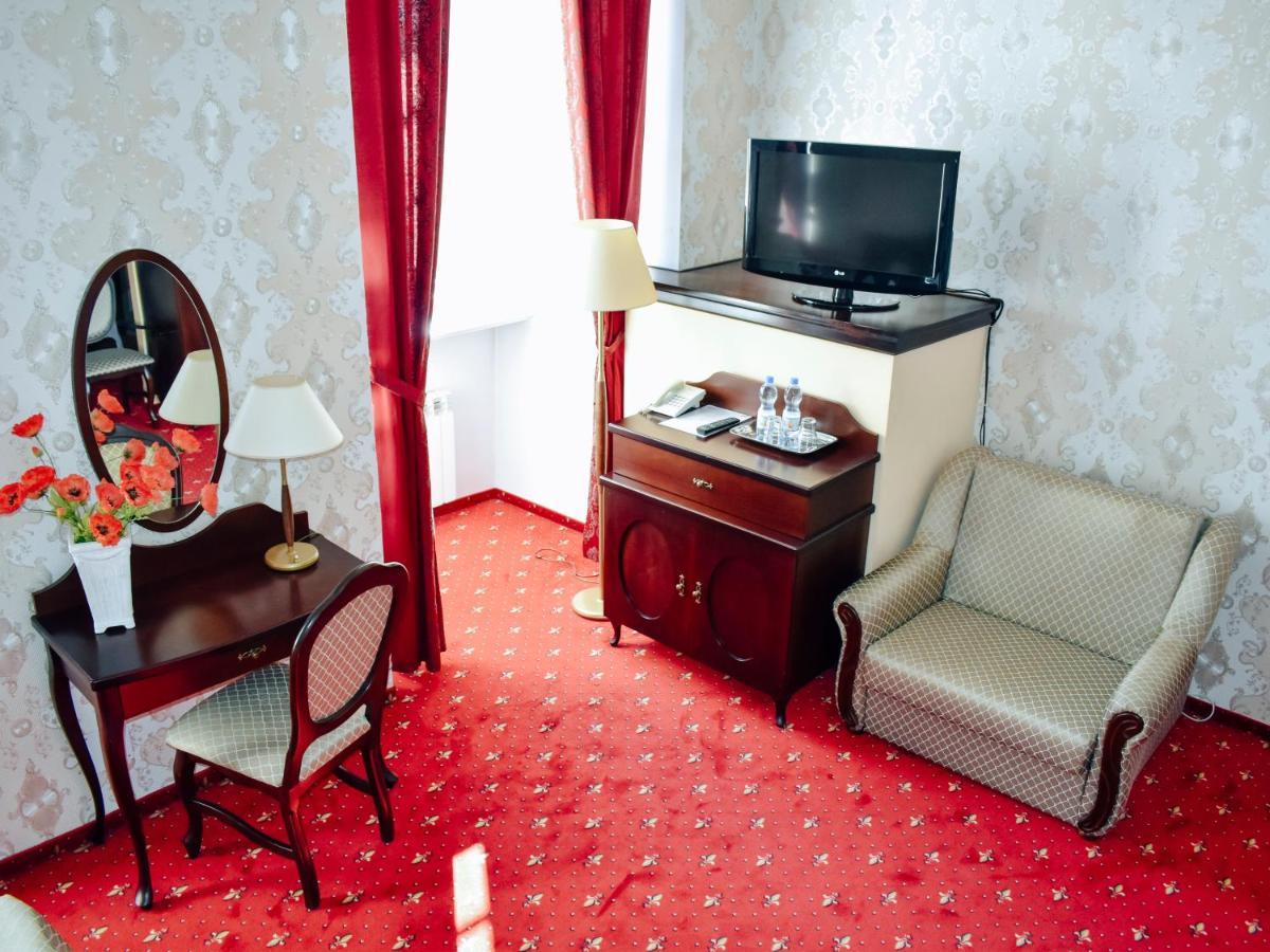 Hotel Zamek Krolewski W Rydzynie Rydzyna Bagian luar foto