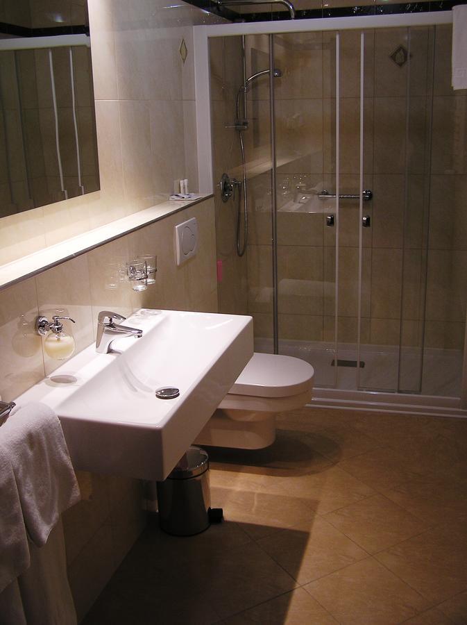 Hotel Zamek Krolewski W Rydzynie Rydzyna Bagian luar foto
